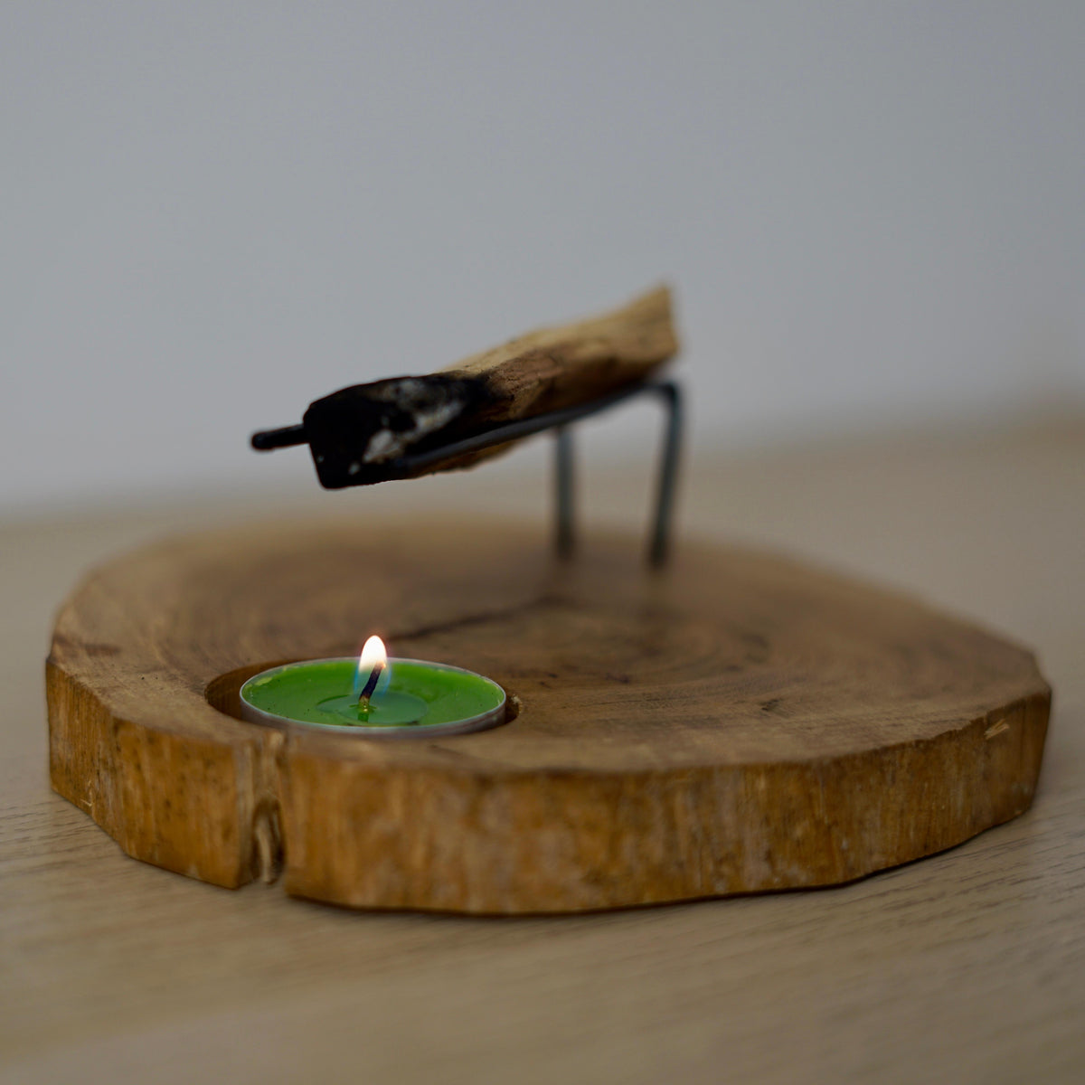 Quemador palo santo