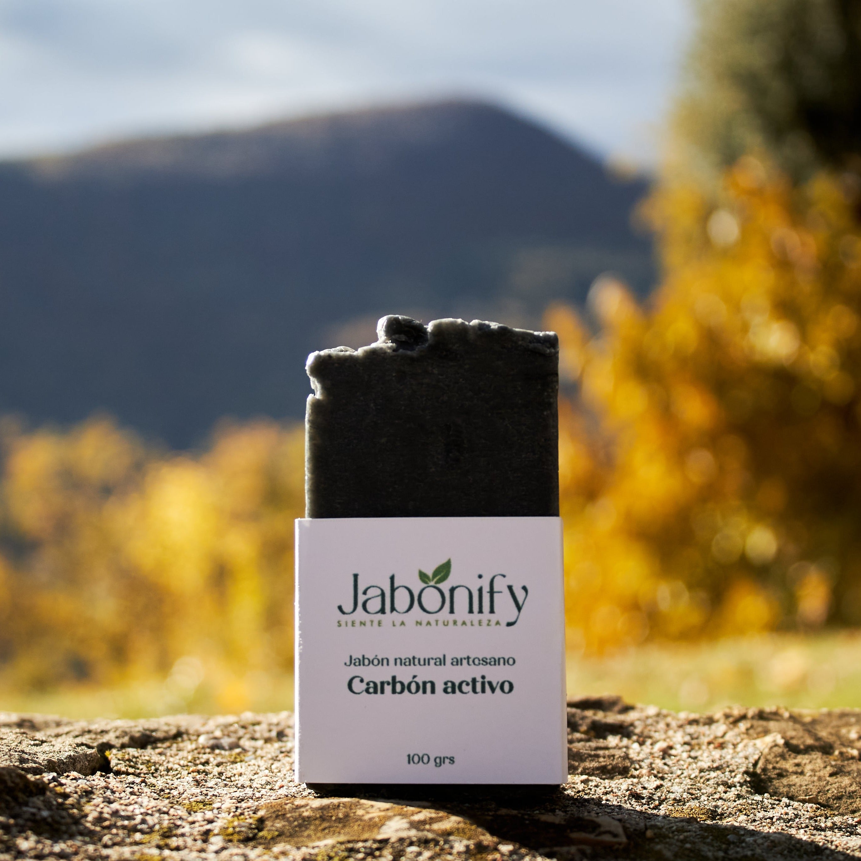 Jabón de carbón activo Jabonify