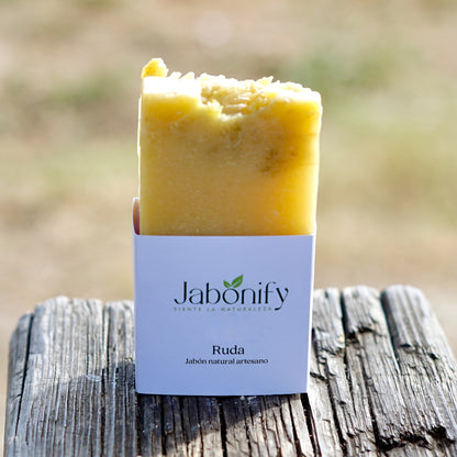 Jabón de ruda